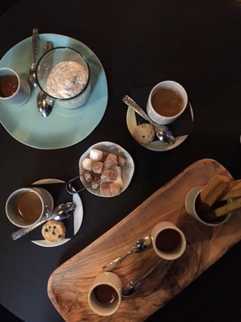 Quelques douceurs chocolatées et autres gourmandises sucrées._1