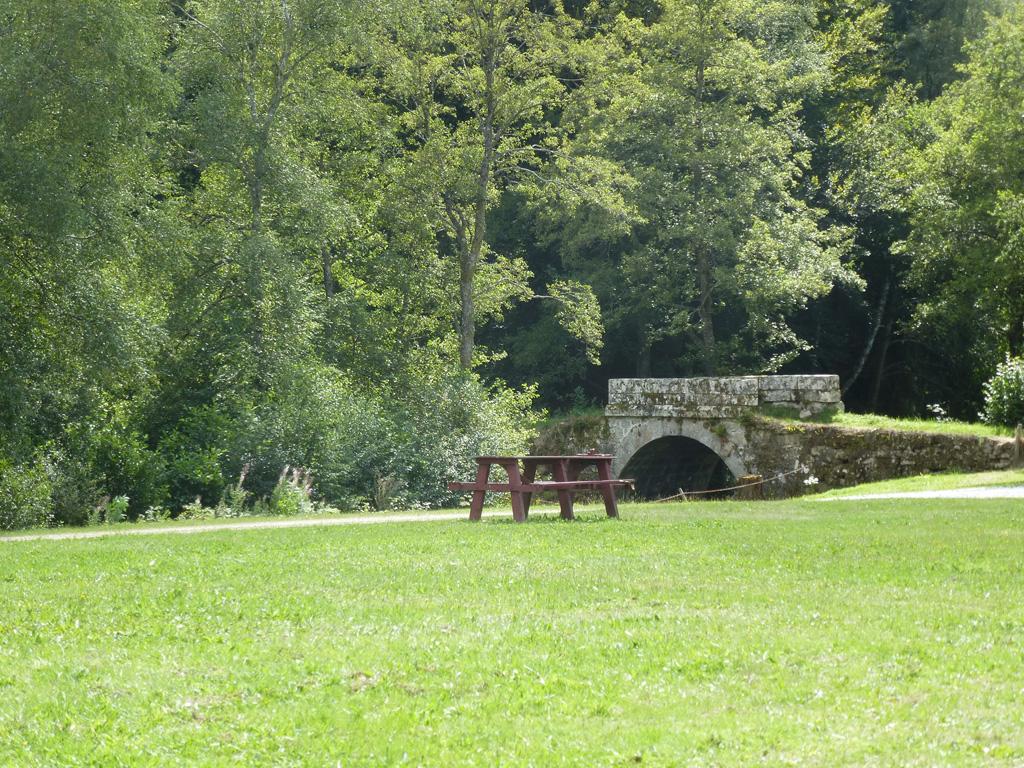 Aire d'accueil de camping-cars de Pérols sur Vézère