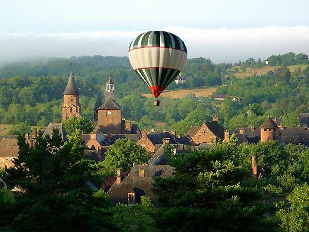 Site d'envol de Corrèze Montgolfière à Collonges-la-Rouge