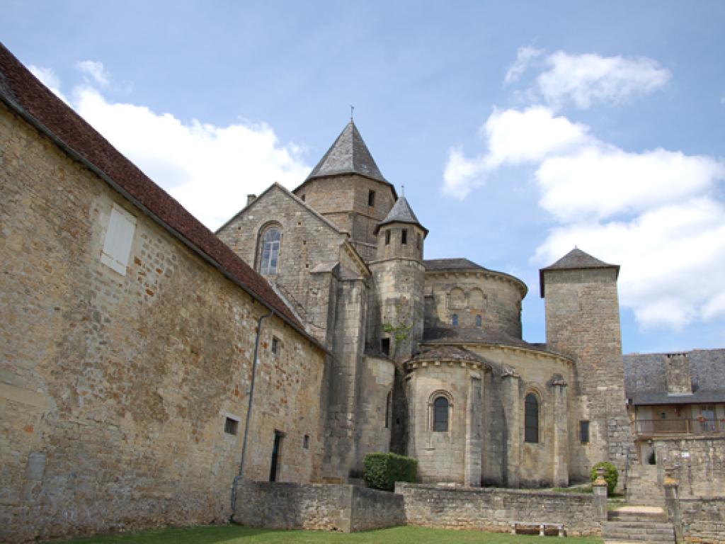 Eglise romane de Saint-Robert