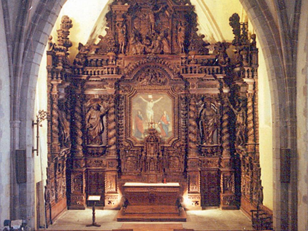 Retable de l'église Saint-Pierre ès liens