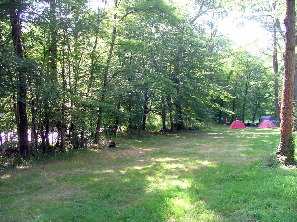 Aire d'accueil de camping-cars du camping le Vieux Moulin