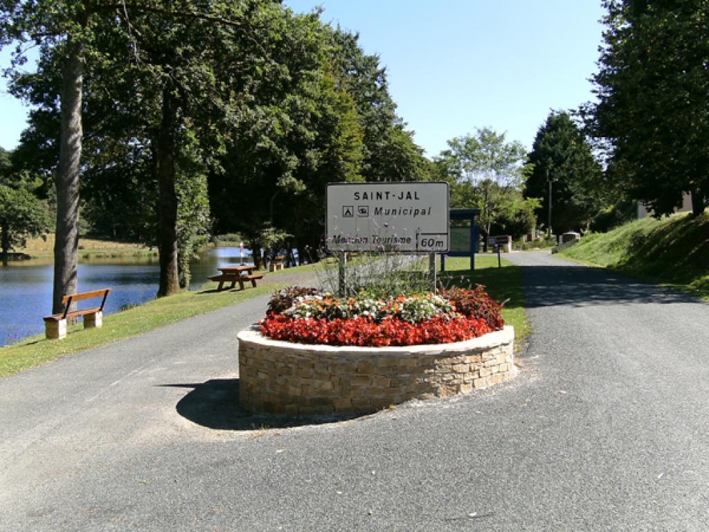 Camping municipal de Saint-Jal