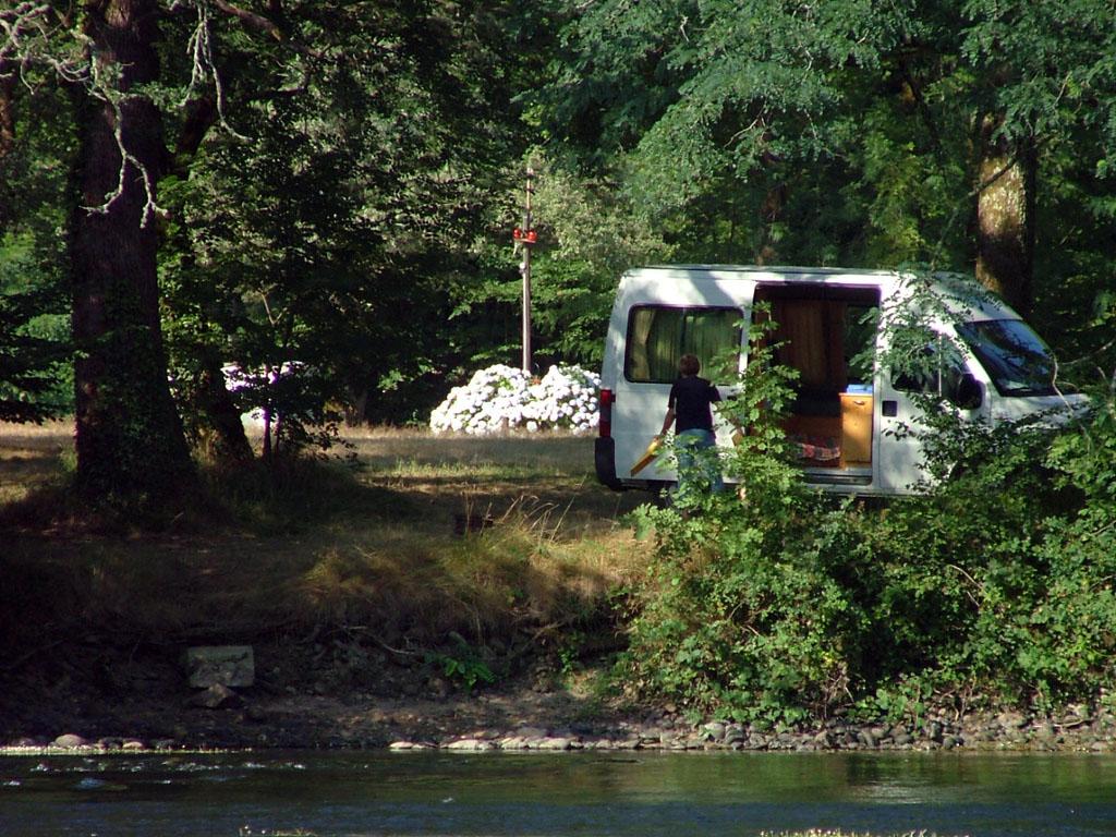 Aire d'accueil de camping-cars du camping le Vieux Moulin