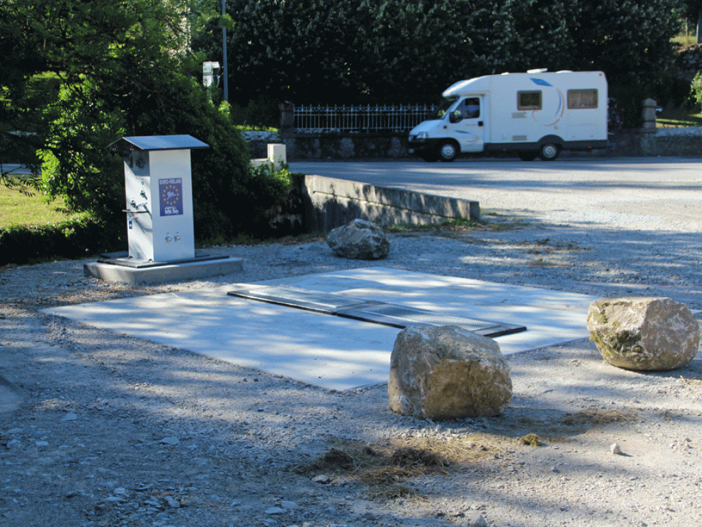 Aire d'accueil de camping-cars de Saint-Angel