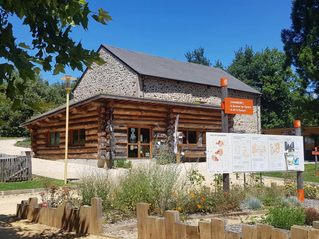 Maison de l'arbre et de la nature