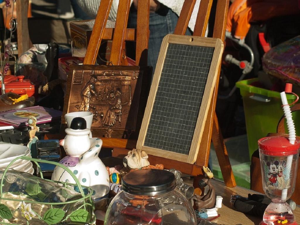 Brocante à Brive