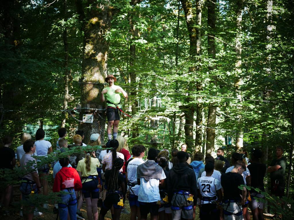 Parc acrobatique dans les arbres Diège Aventures