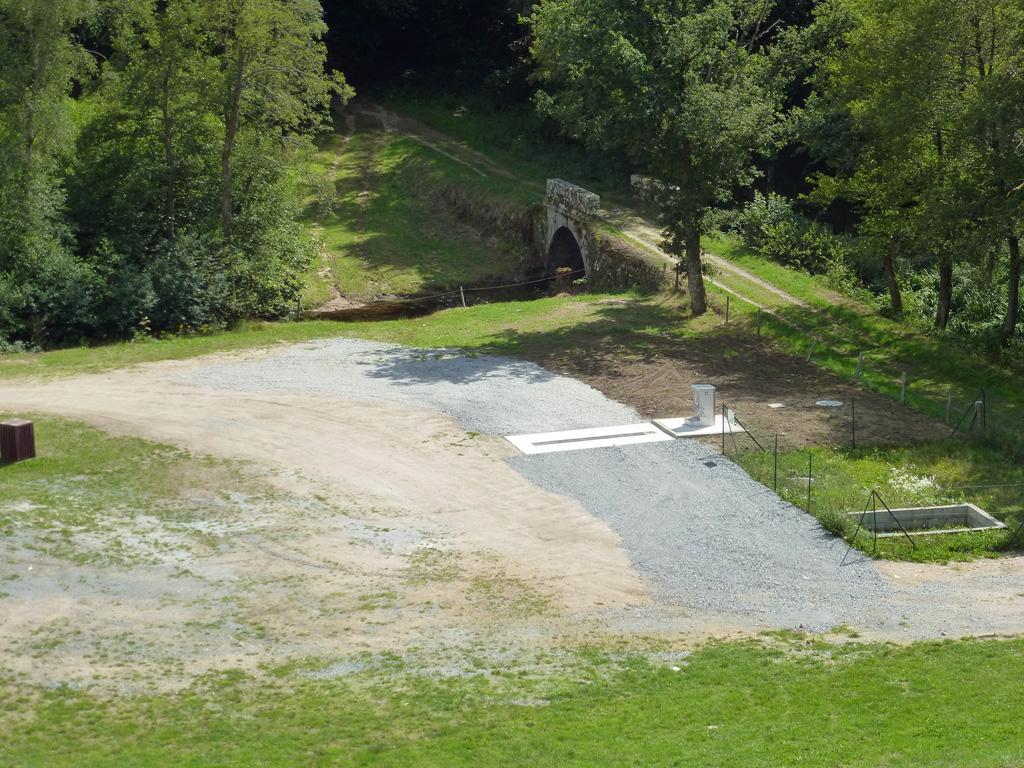 Aire d'accueil de camping-cars de Pérols sur Vézère