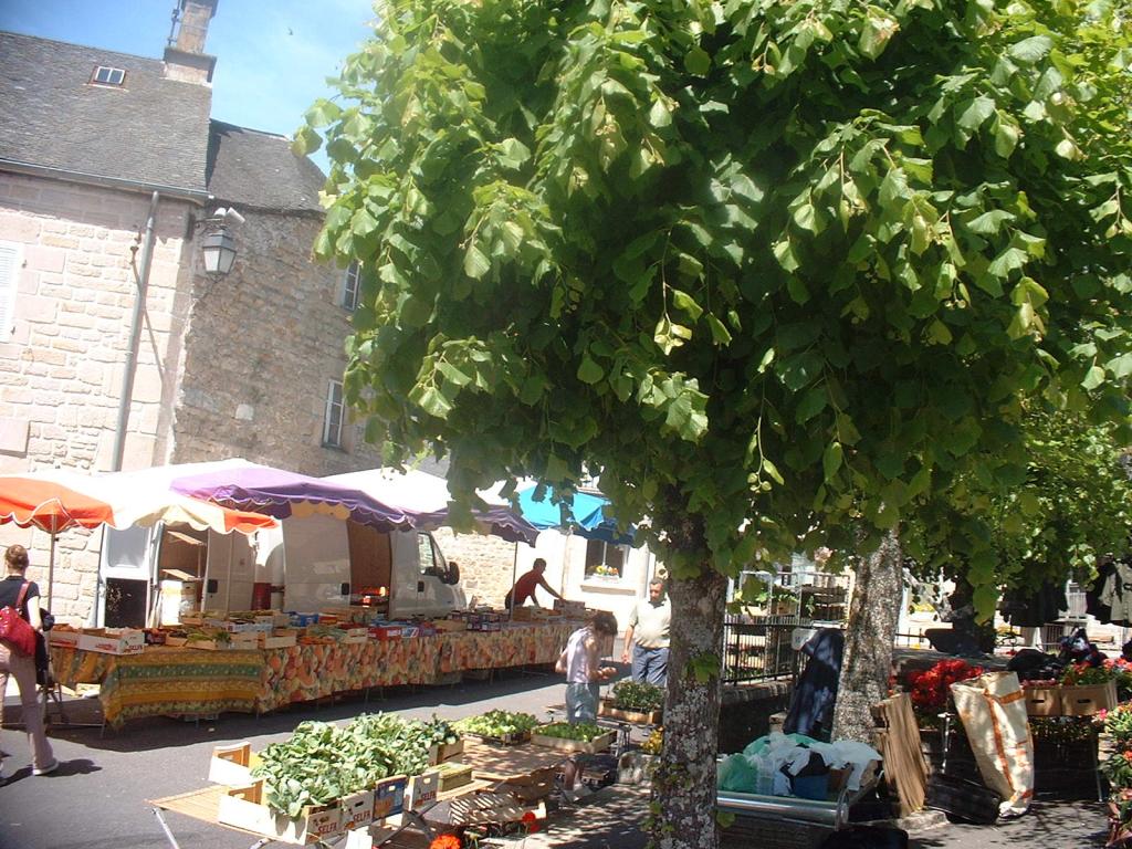 Marché de Bugeat