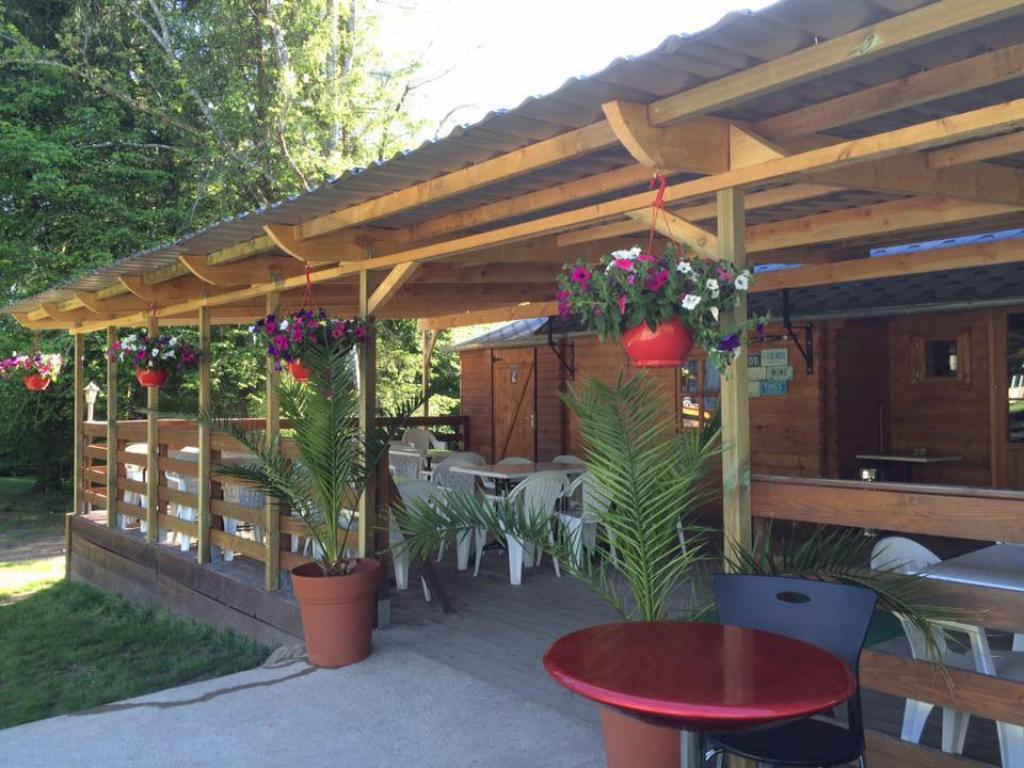 Camping restaurant La petite rivière