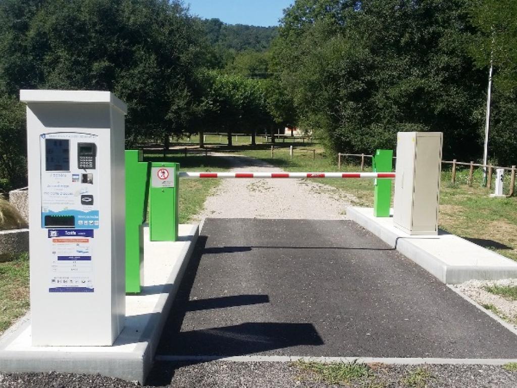 Aire camping-car park de Forgès