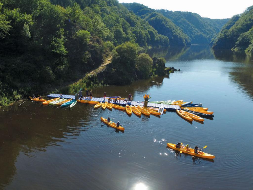 Smile Kayak