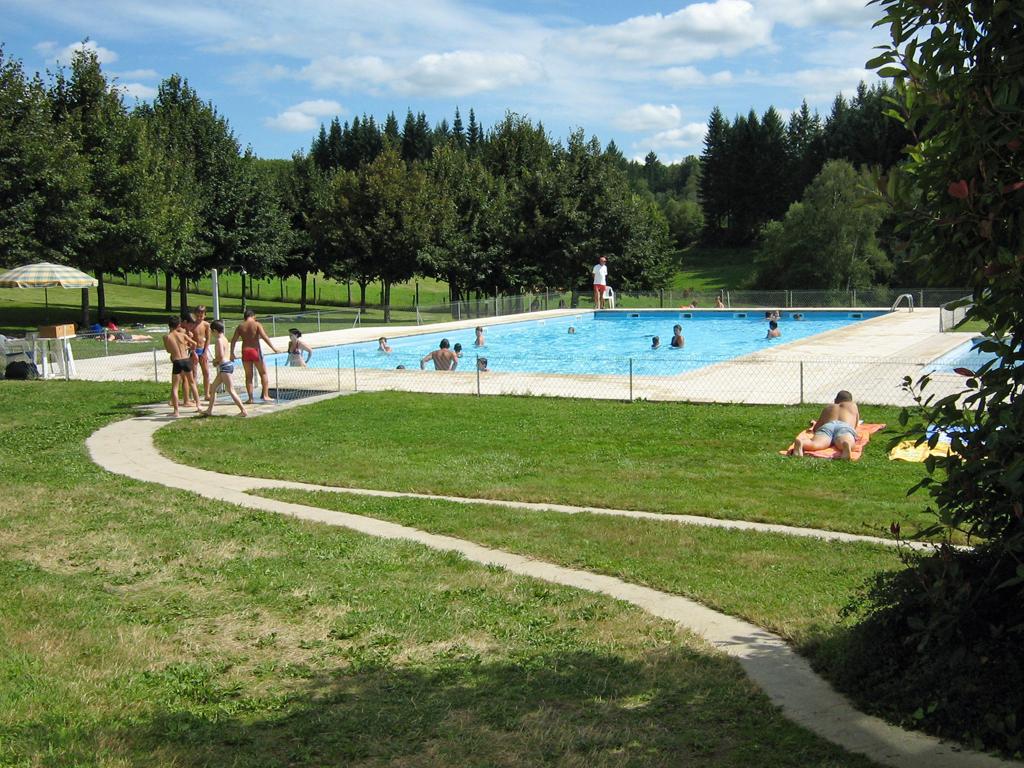 Piscine municipale d'été de Saint-Martial de Gimel