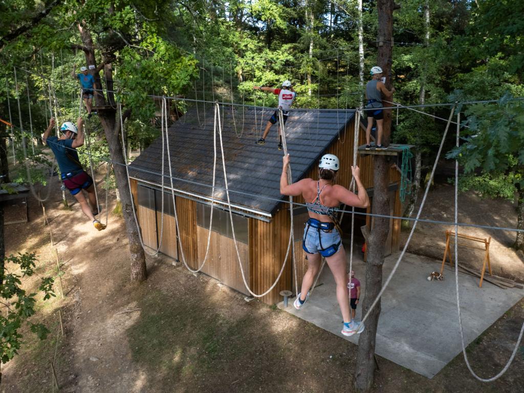 Parcours acrobatique en hauteur