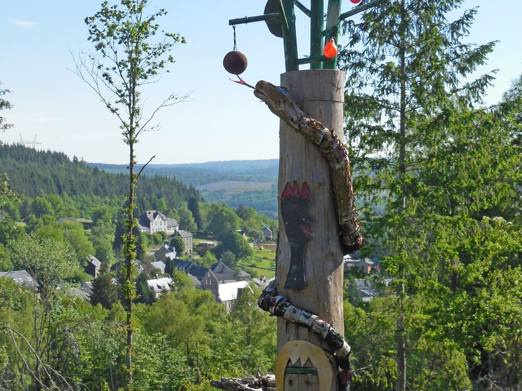 Les arbres redressés