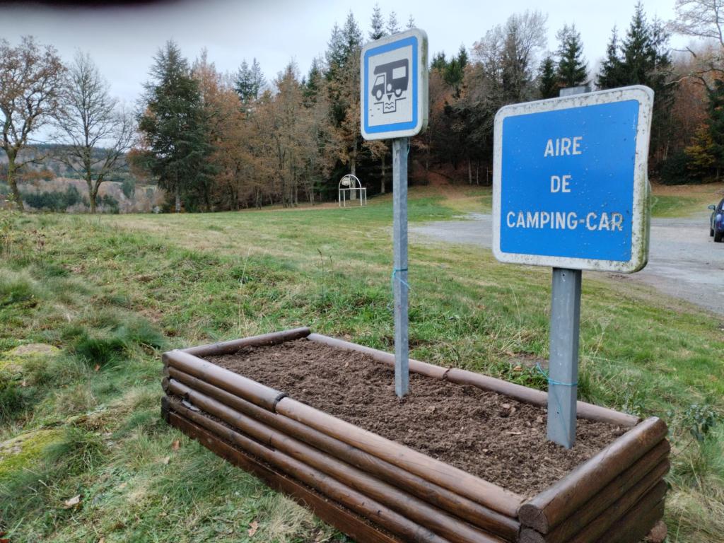 Aire d'accueil de camping-cars de Saint Merd les Oussines