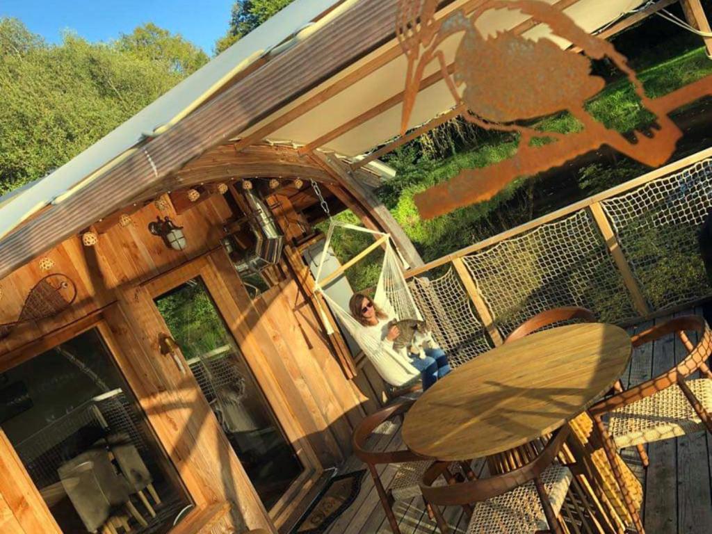La cabane du martin pécheur - Domaine de la Clauzade