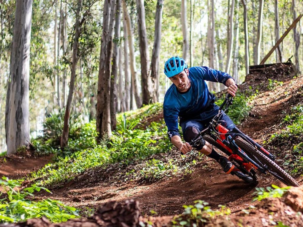 Activité VTT encadrée à la Base Sports Loisirs Vézère