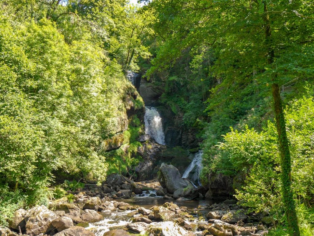 Les cascades de Gimel  Parc Vuillier