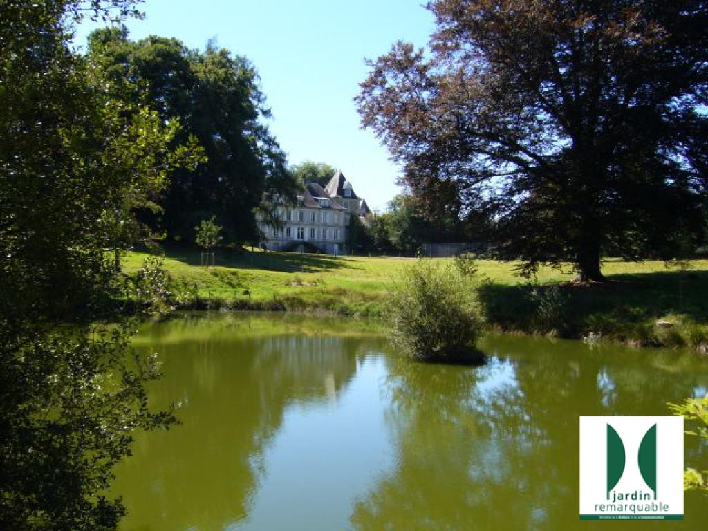 Arboretum du château de Neuvic d'Ussel