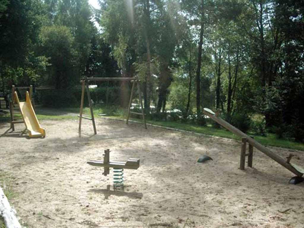 Camping Egletons lac