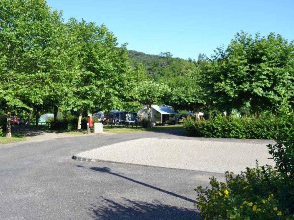 Camping municipal le Longour