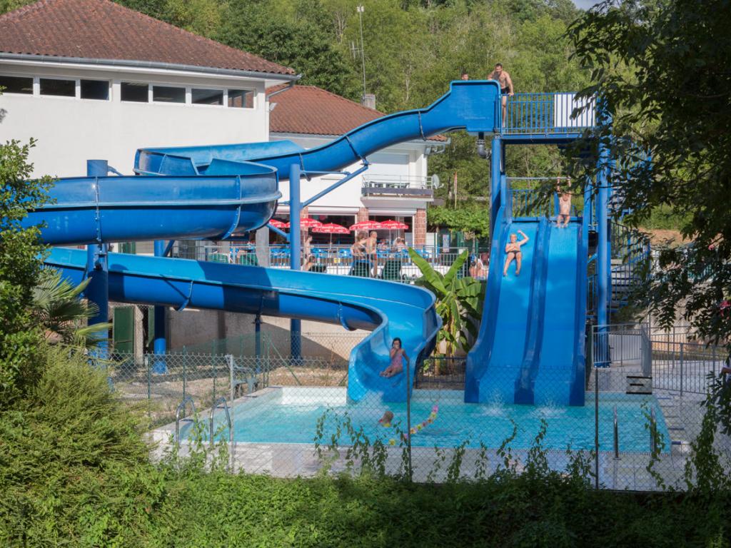 Piscine aquarécréative d'été la Valane