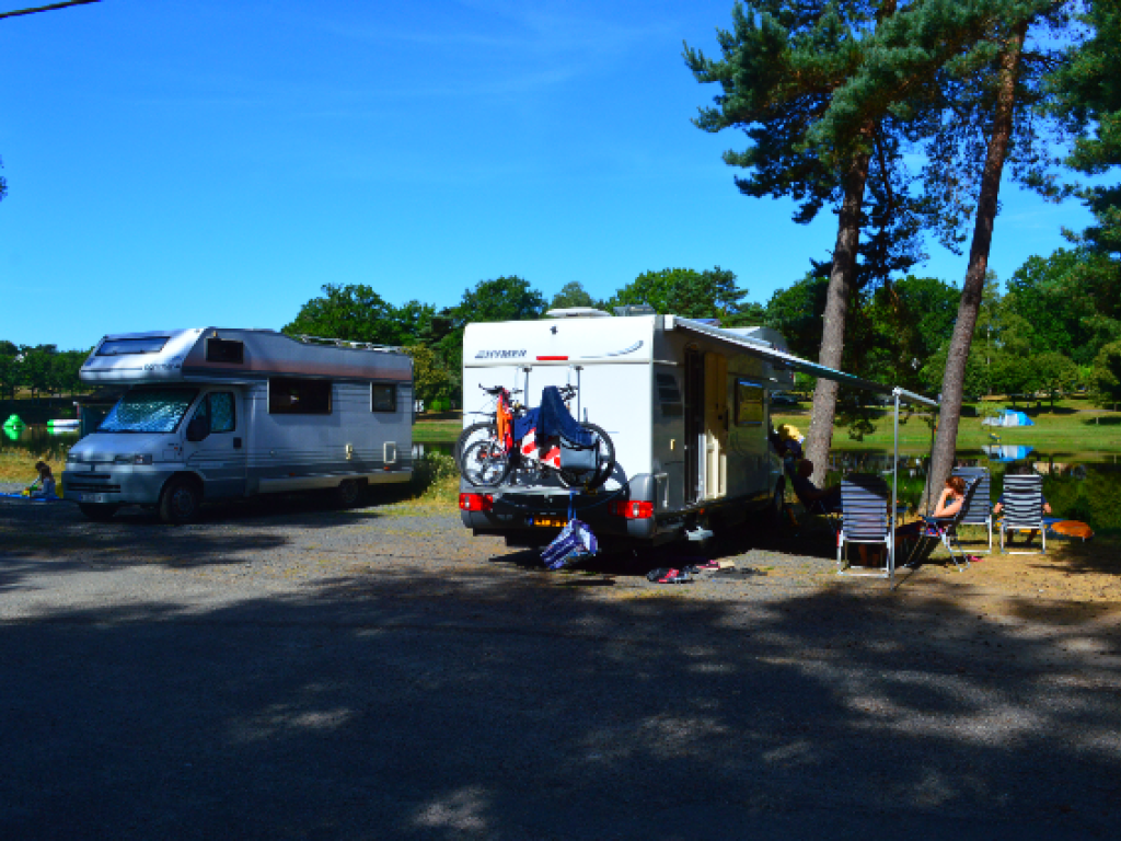 Aire d'accueil de camping-cars de Servières le château