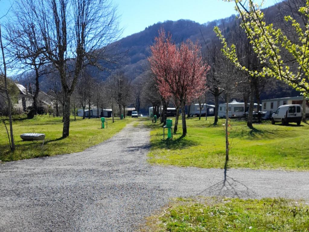 Camping municipal des lacs de Spontour