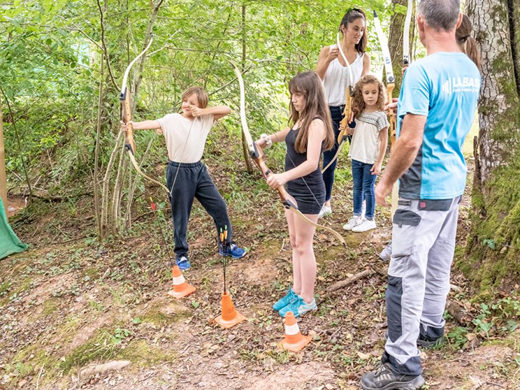 Tir à l'arc 3D Libre : BASE Sports Loisirs Vézère