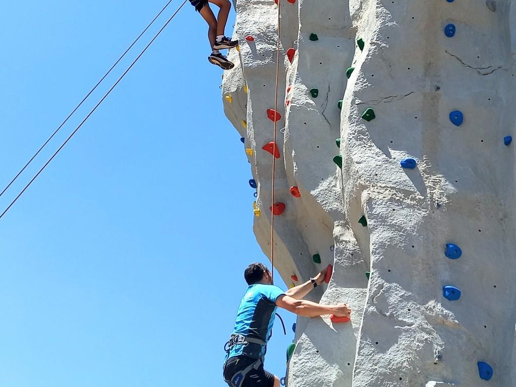 Tour d'escalade : BASE Sports Loisirs Vézère