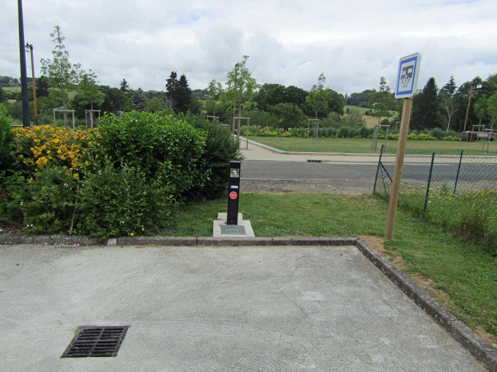 Aire d'accueil de camping-cars de Saint Ybard