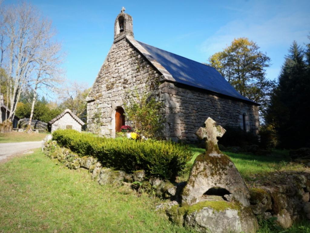 Le village "abandonné" de Clédat