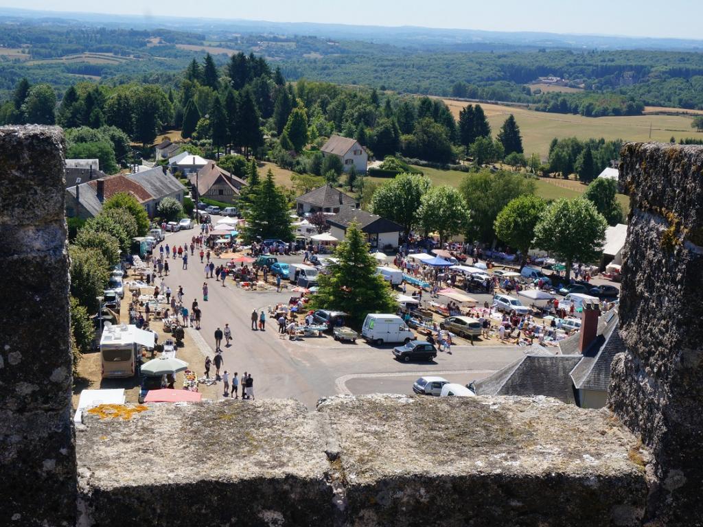 Brocante et vide grenier