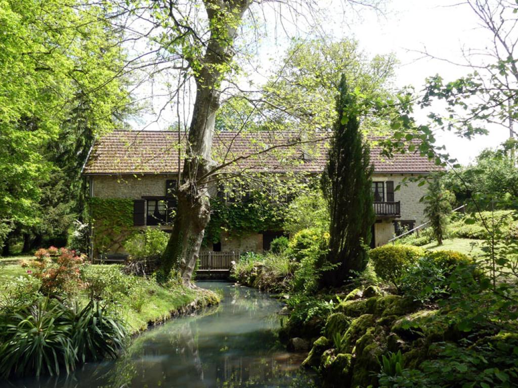 Du château au moulin