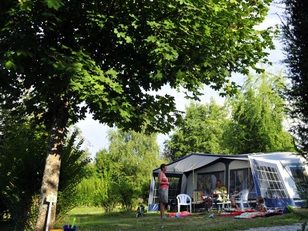 Aire d'accueil de camping-cars du camping Paradis le Coiroux