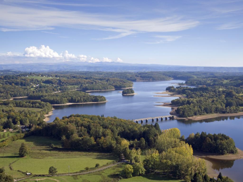 Lac de la Triouzoune - côté Liginiac