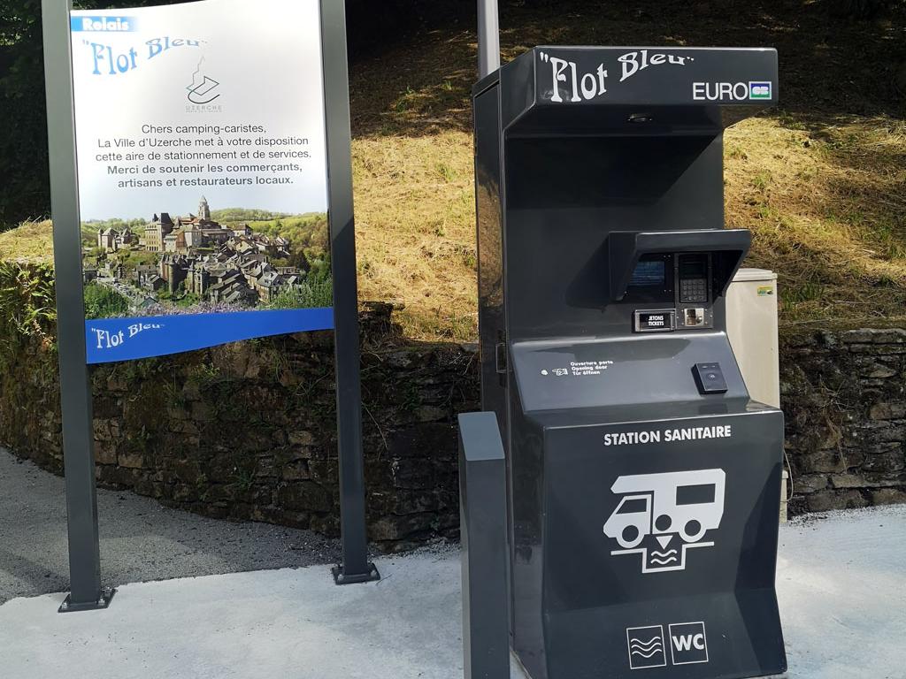 Aire d'accueil de camping-cars d'Uzerche Aire d'accueil de camping-cars d'Uzerche