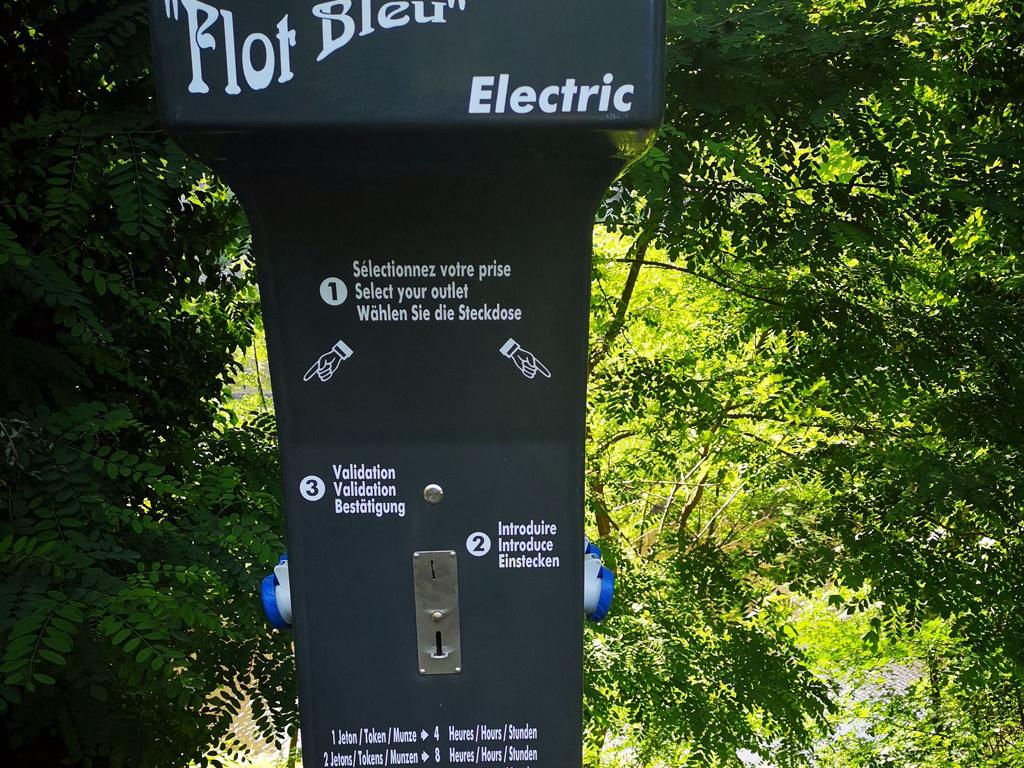 Aire d'accueil de camping-cars d'Uzerche Aire d'accueil de camping-cars d'Uzerche