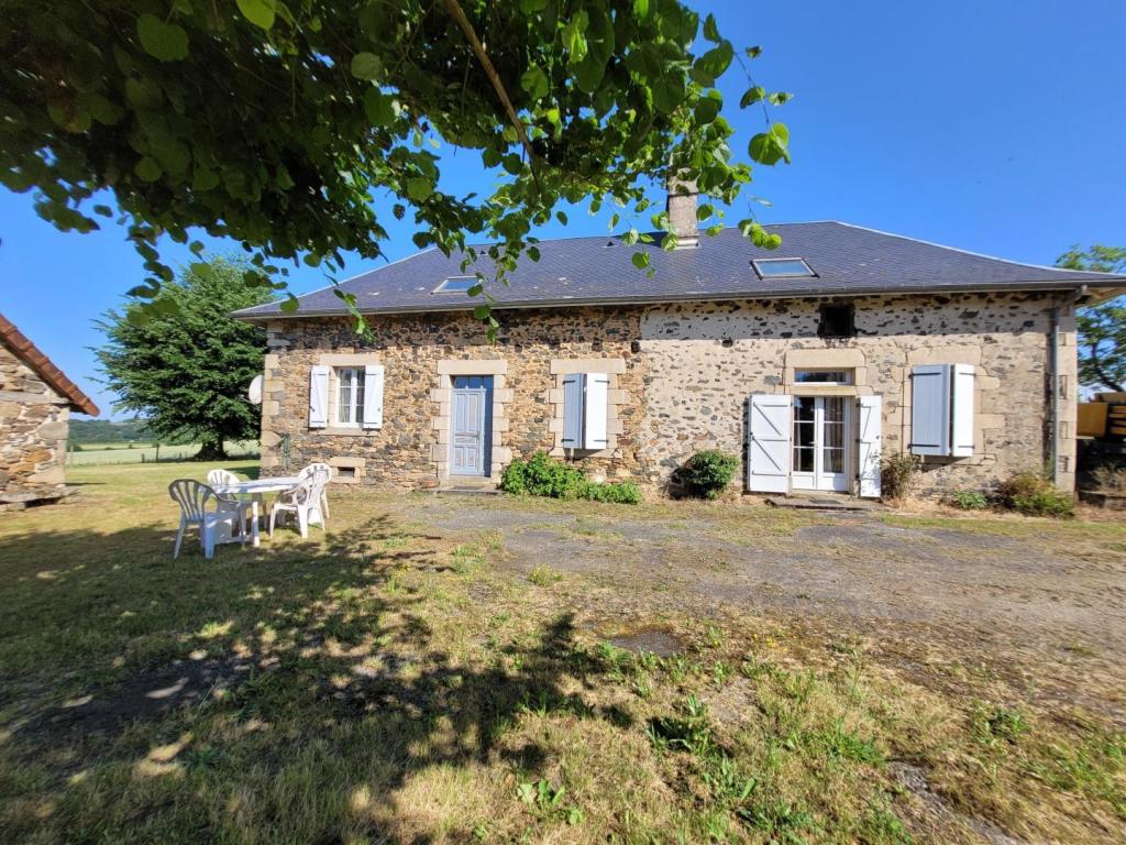 L'Hirondelle L'Hirondelle