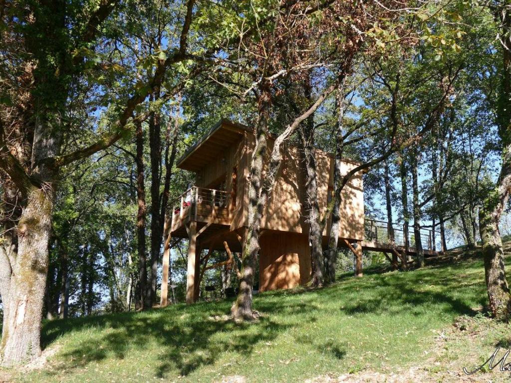 La Cabane d'EmmAxel La Cabane d'EmmAxel