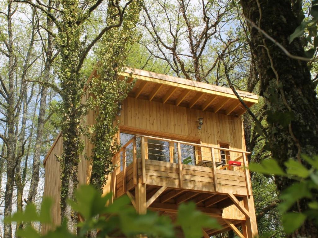 La Cabane d'EmmAxel La Cabane d'EmmAxel