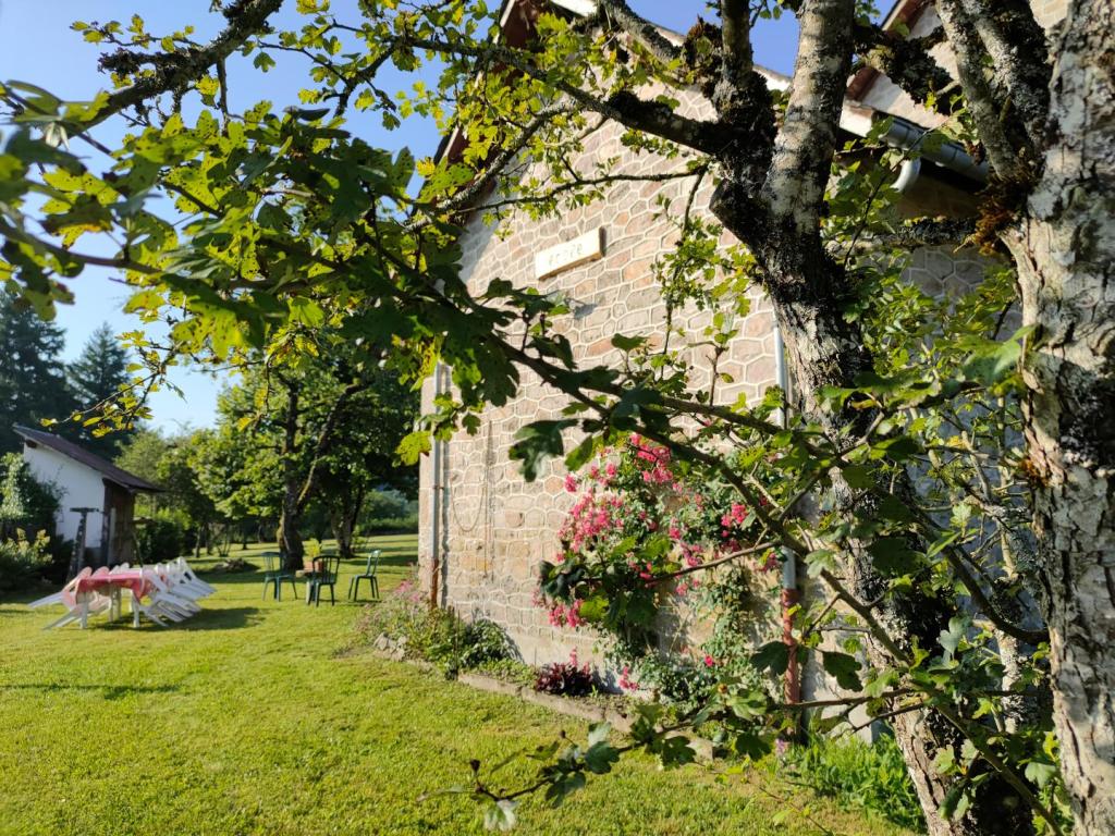 L'Ecole de Rouffiat L'Ecole de Rouffiat