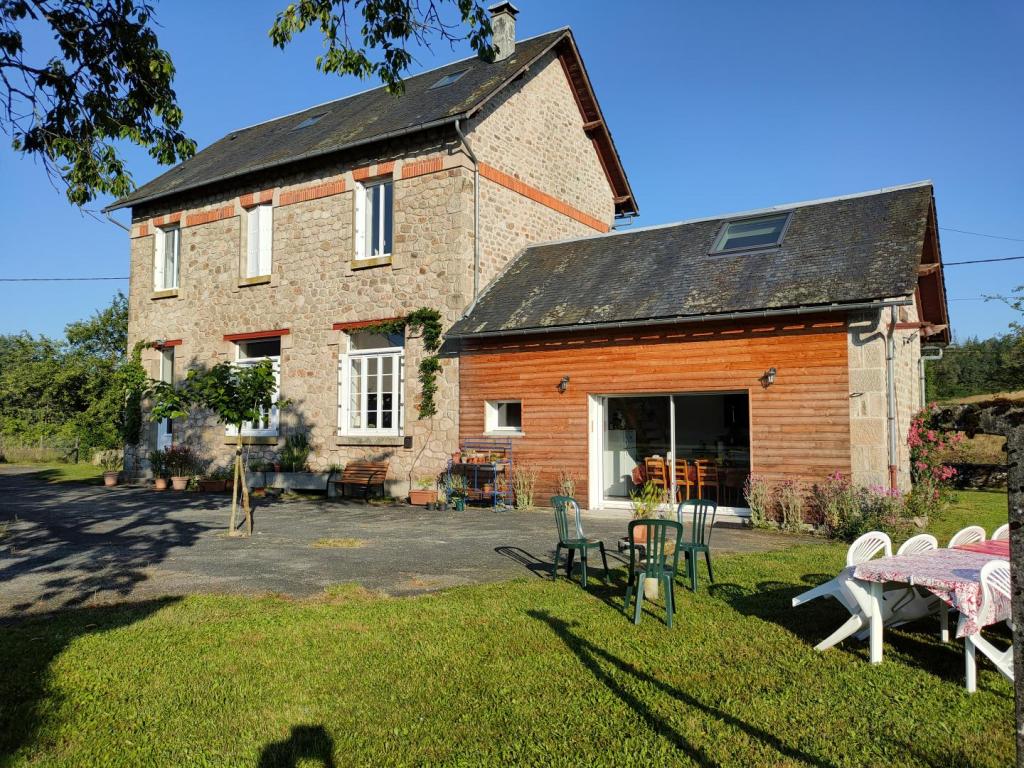 L'Ecole de Rouffiat L'Ecole de Rouffiat