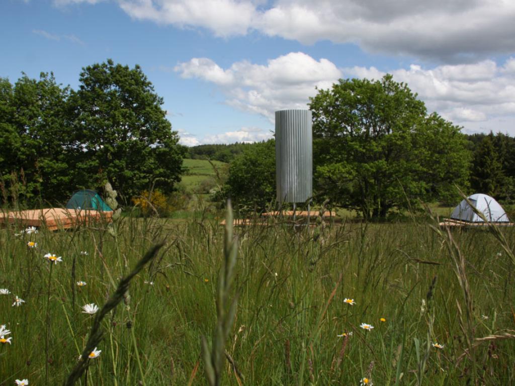 Aire de bivouac de la Maison du Parc Naturel Régional de Millevaches Aire de bivouac de la Maison du Parc Naturel Régional de Millevaches