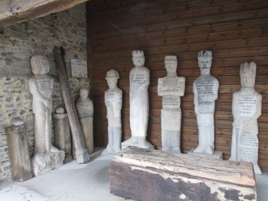 Exposition des sculptures d'Antoine PAUCARD Exposition des sculptures d'Antoine PAUCARD