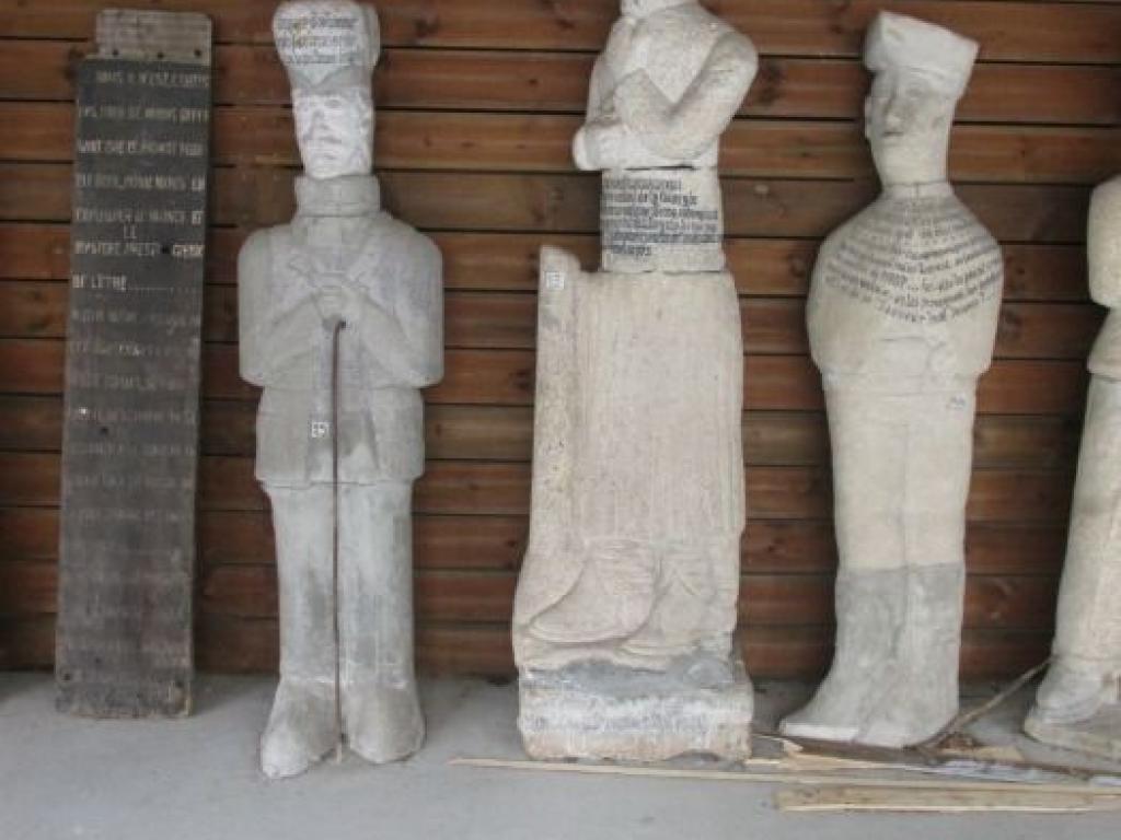 Exposition des sculptures d'Antoine PAUCARD Exposition des sculptures d'Antoine PAUCARD