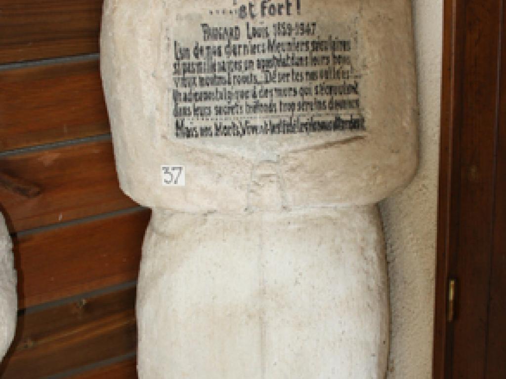 Exposition des sculptures d'Antoine PAUCARD Exposition des sculptures d'Antoine PAUCARD