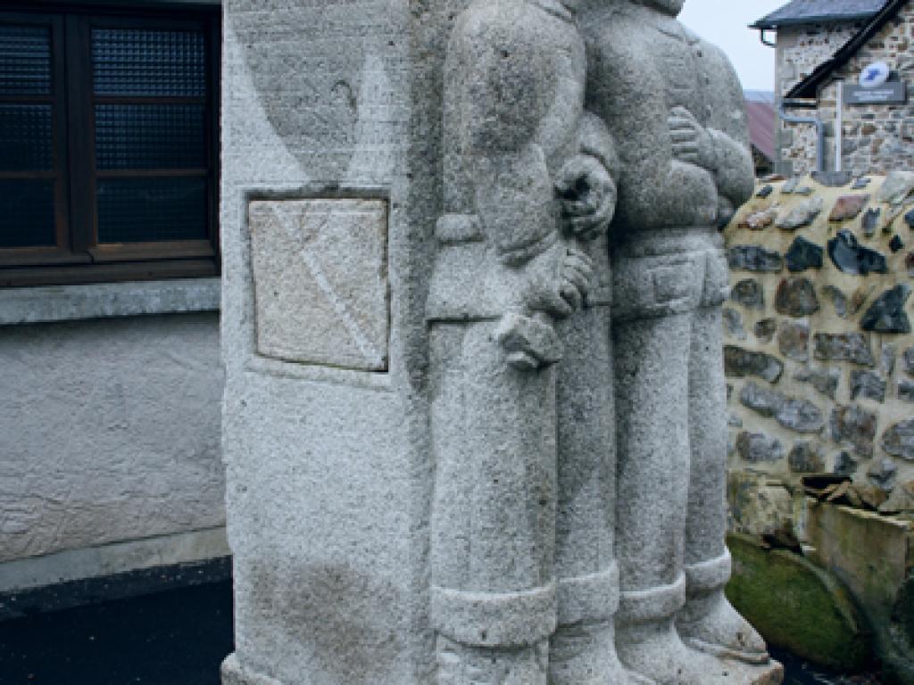 Exposition des sculptures d'Antoine PAUCARD Exposition des sculptures d'Antoine PAUCARD